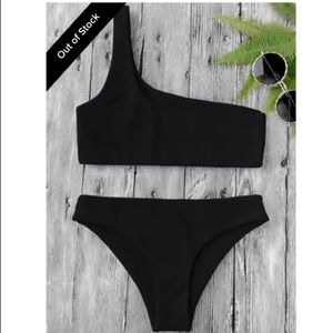 NWT One shoulder black bikini